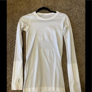 Lululemon swiftly tech long sleeve!